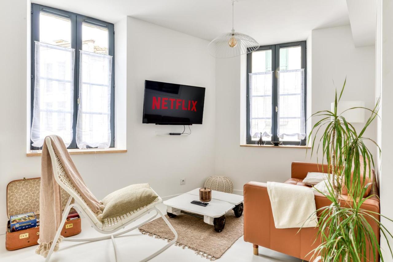 Les Gites De Laure - L'Or Blanc, Appartement Avec Vue Sur Le Chateau, Climatisation, Netflix, A 160 M De La Cite Medievale Carcassonne Luaran gambar